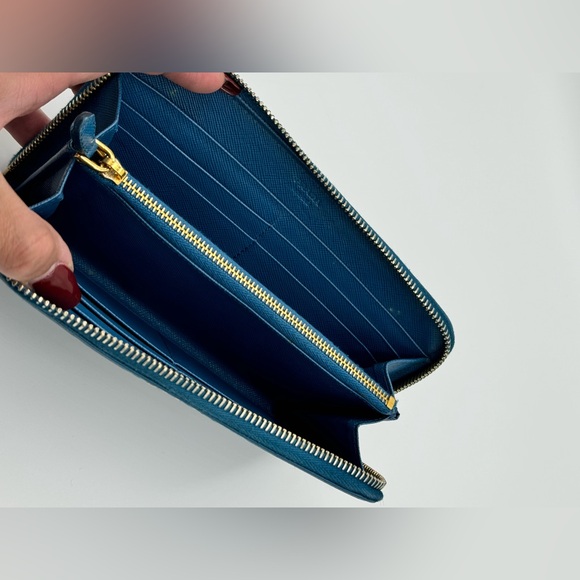 PRADA LONG WALLET BUNDLE - Picture 7 of 16